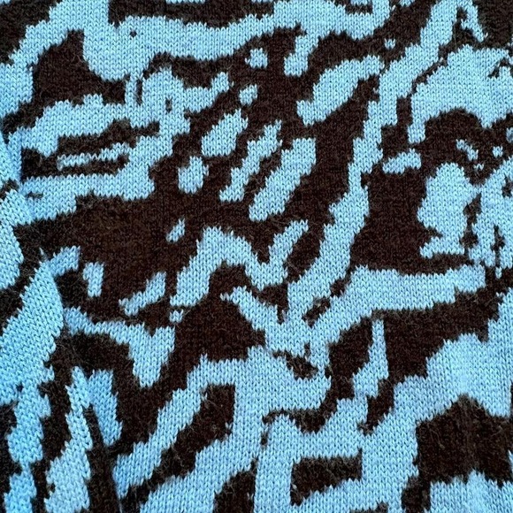 ASOS Design Sweater Blue Black Abstract Animal Patterned Oversized Women's 16 1X - Picture 8 of 8